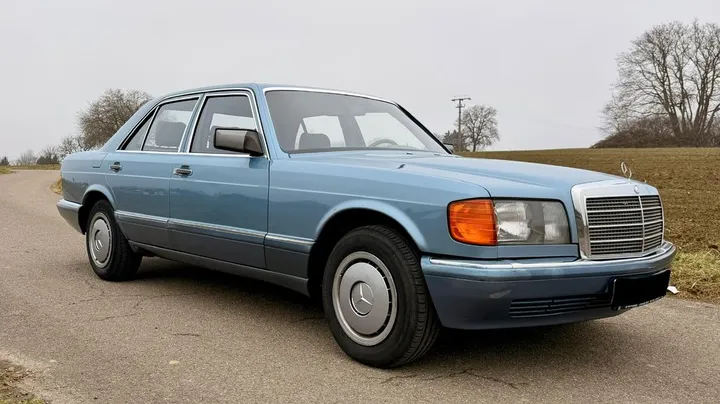 Mercedes-Benz 300