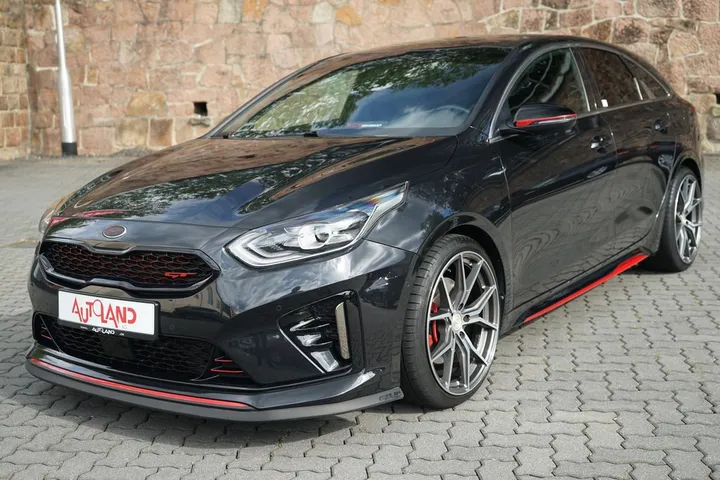 Kia pro cee'd / ProCeed