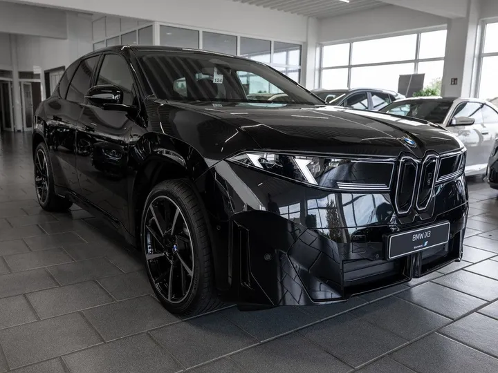 BMW iX3
