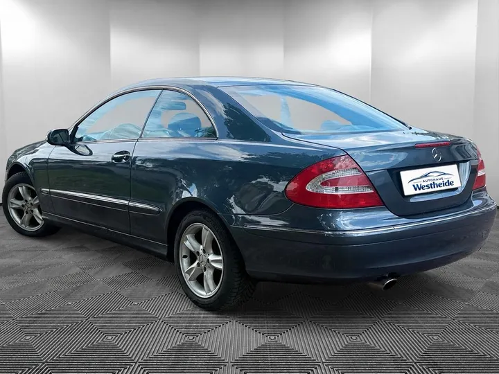 Mercedes-Benz CLK 200