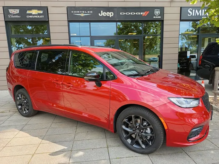 Chrysler Pacifica