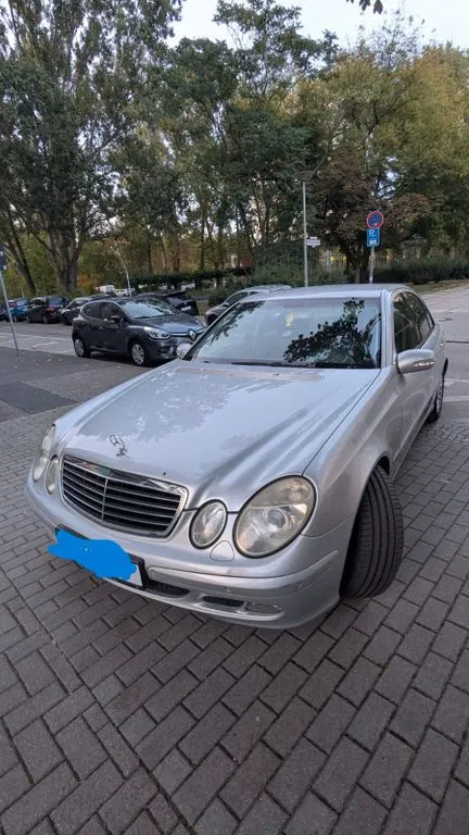 Mercedes-Benz CE 220