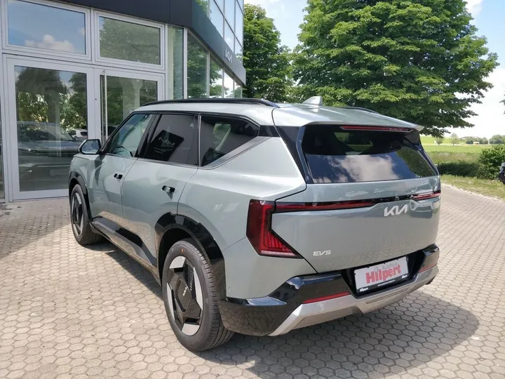 Kia EV5