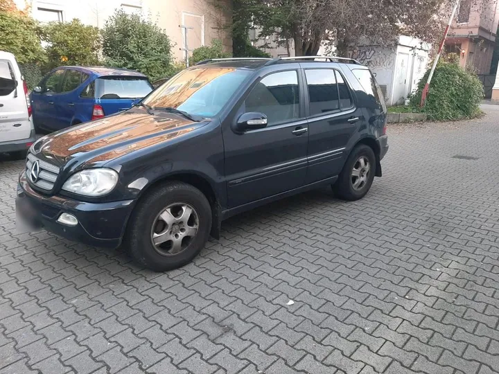 Mercedes-Benz ML 270