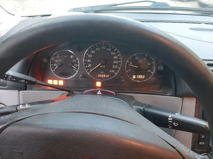 Mercedes-Benz ML 270