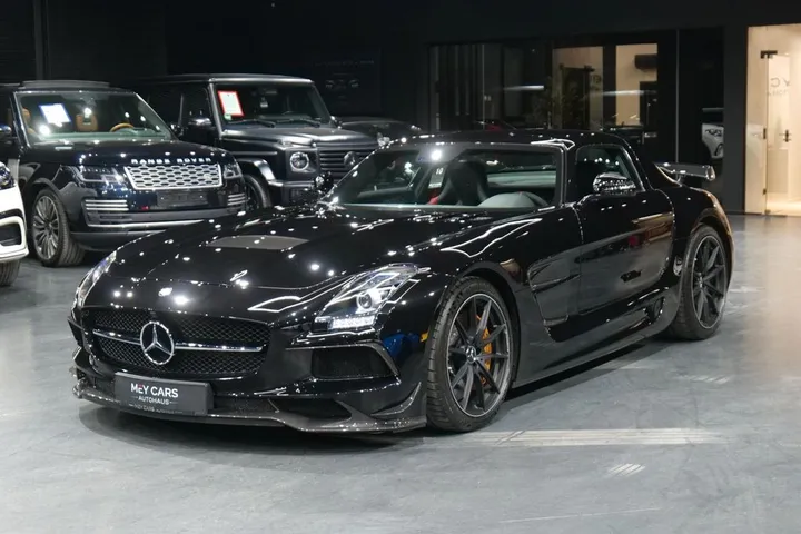 Mercedes-Benz SLS AMG