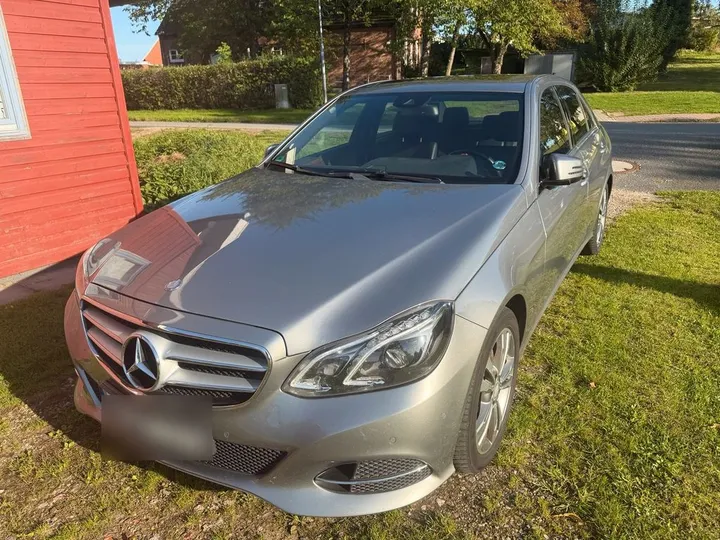Mercedes-Benz E 200