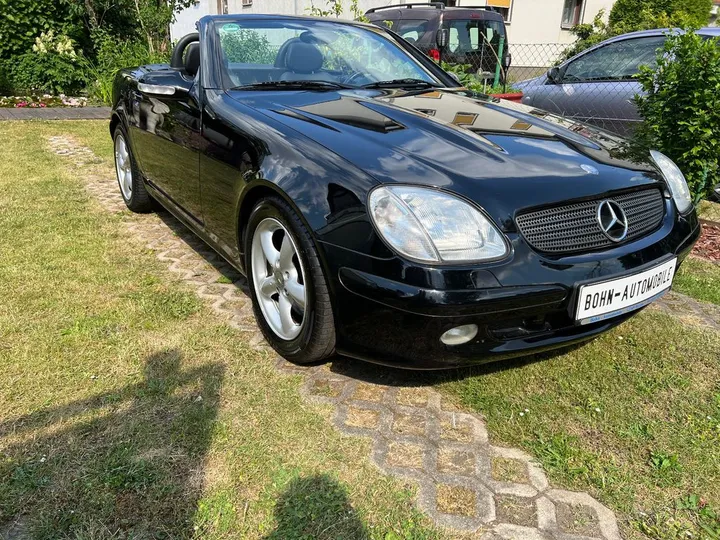 Mercedes-Benz SLK 320