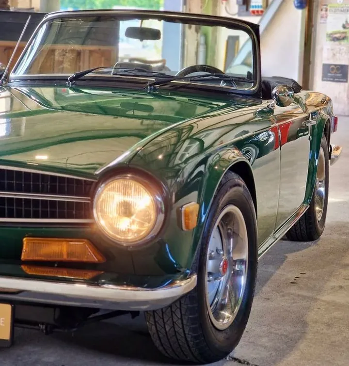 Triumph TR6