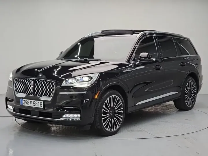 Lincoln Aviator