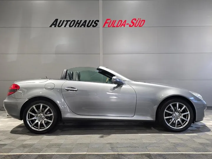 Mercedes-Benz SLK 280