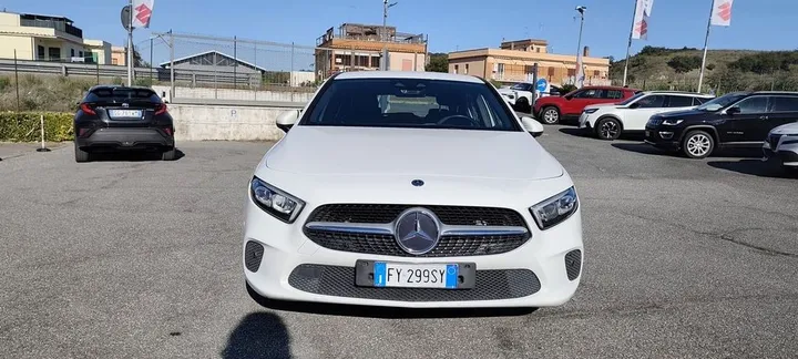 Mercedes-Benz A 180