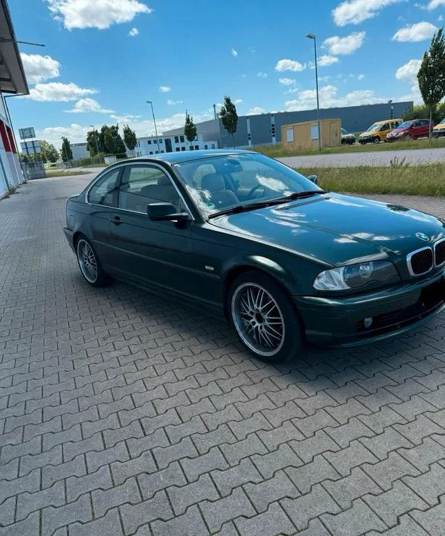 BMW 320