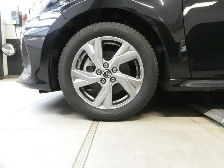 Mazda 2 Hybrid
