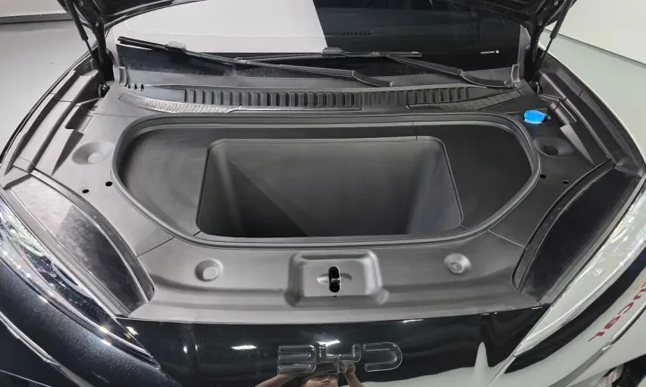 BYD Sealion 7