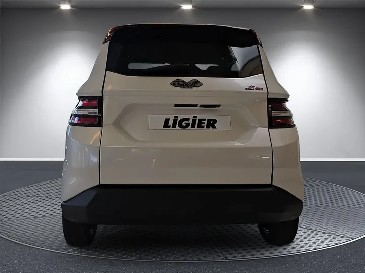 Ligier JS 60