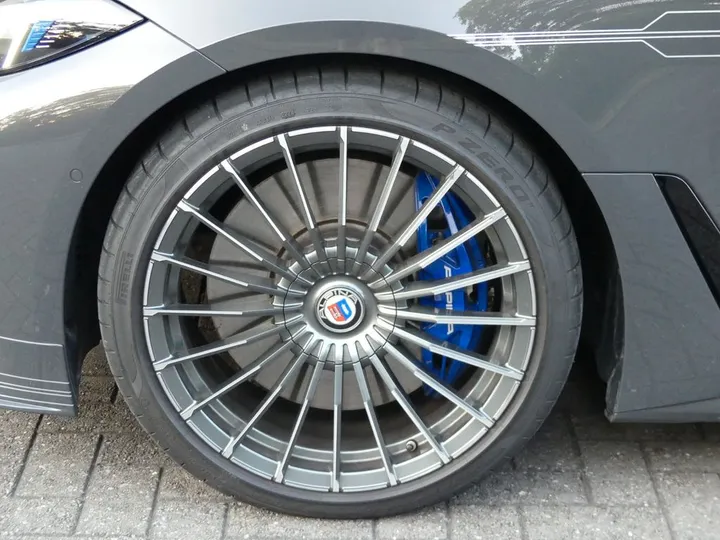 ALPINA D4