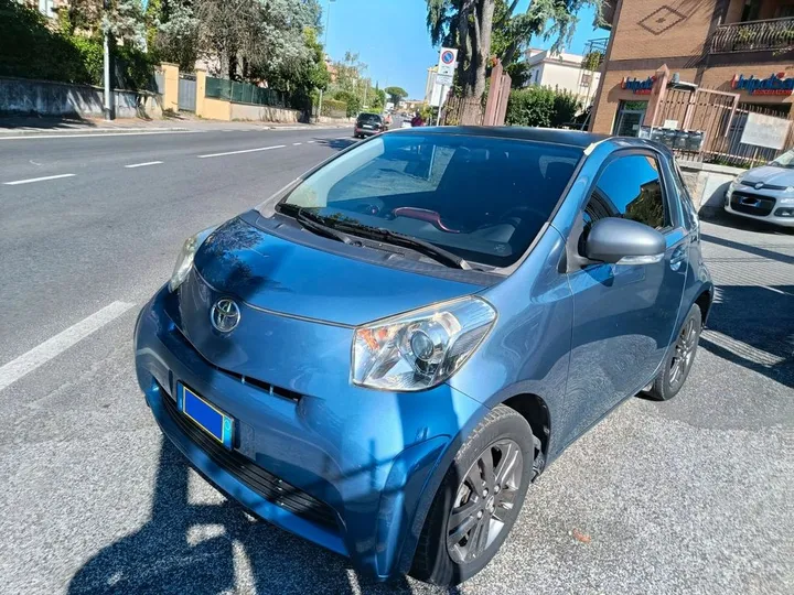 Toyota IQ