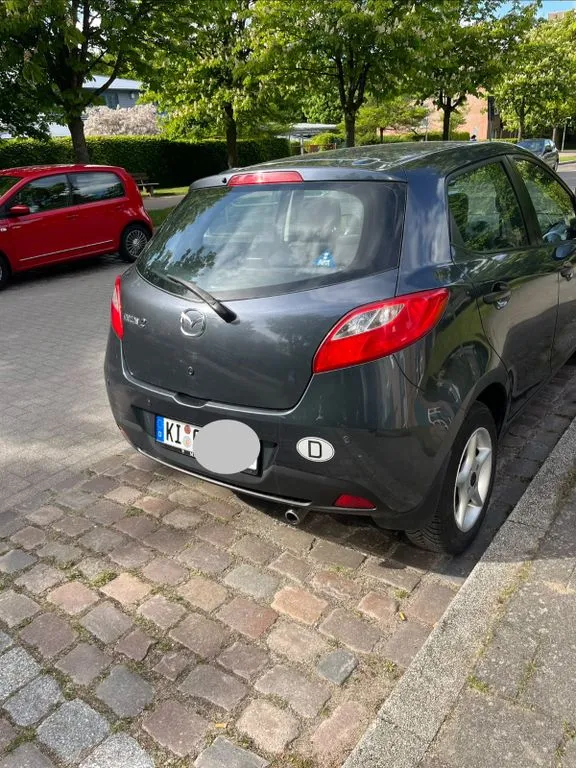 Mazda 2