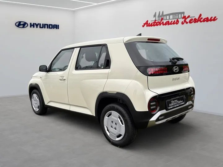 Hyundai INSTER