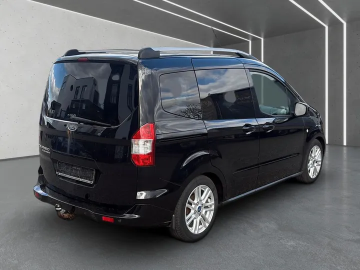 Ford Tourneo Courier