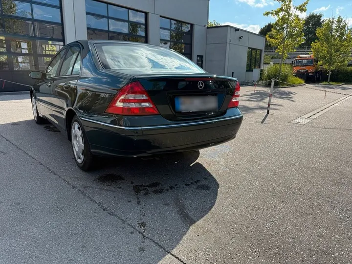 Mercedes-Benz C 200