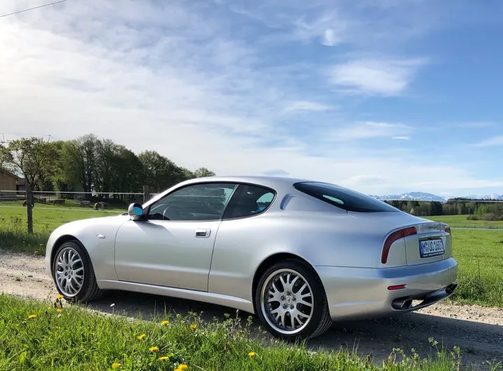 Maserati 3200
