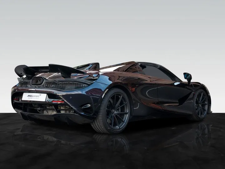 McLaren 750S