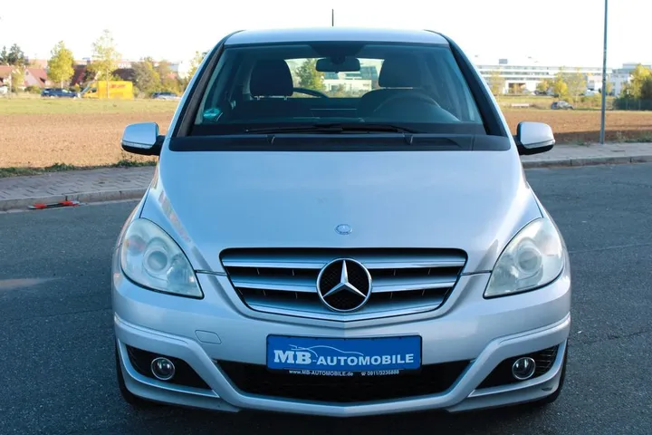 Mercedes-Benz B 170