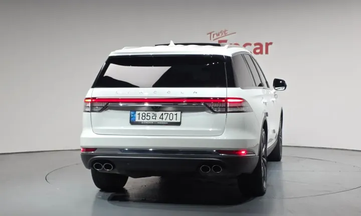 Lincoln Aviator