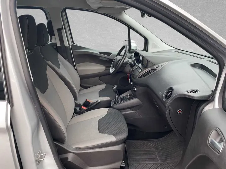 Ford Transit Courier