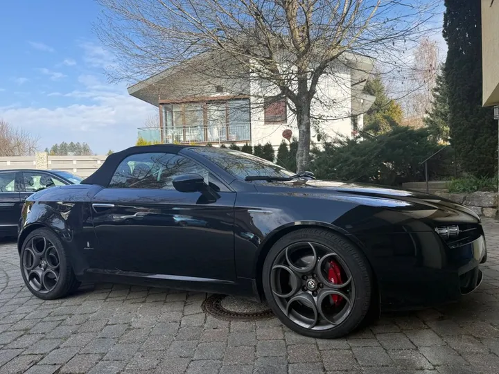 Alfa Romeo Spider