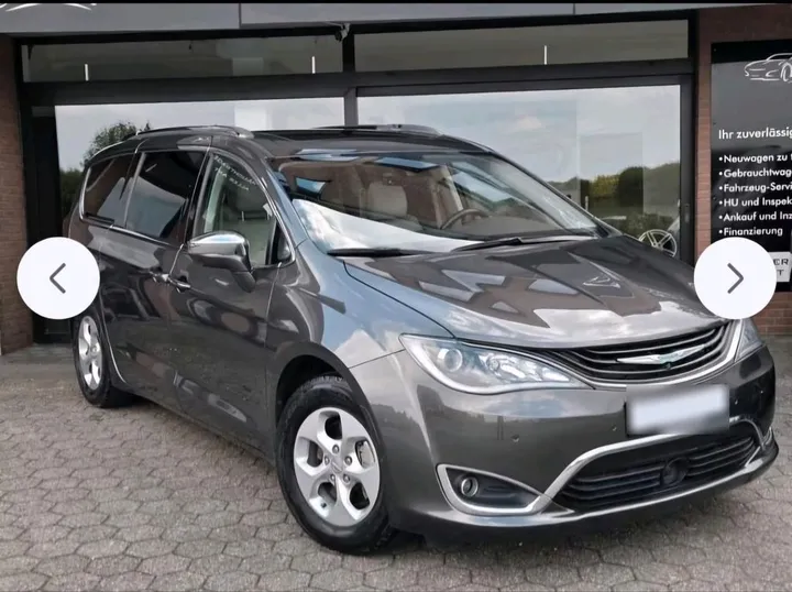 Chrysler Pacifica