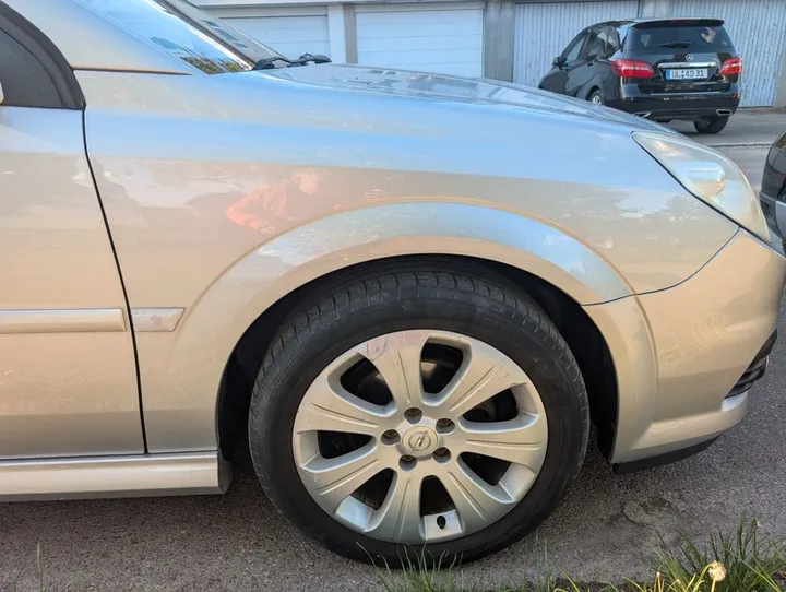 Opel Signum