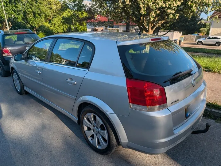 Opel Signum
