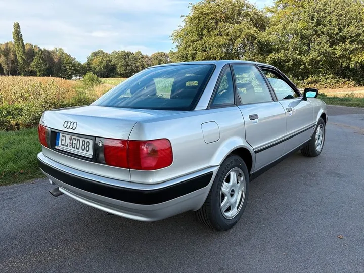 Audi 80