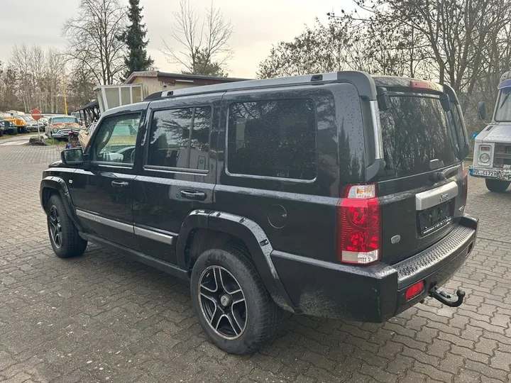 Jeep Commander