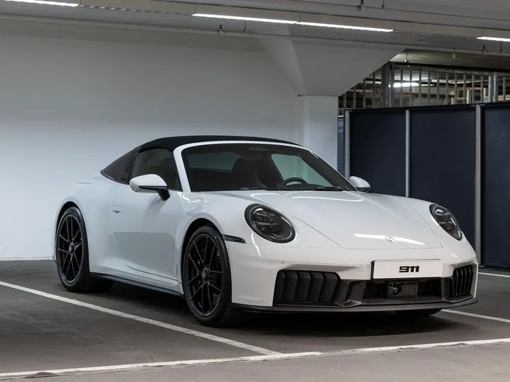 Porsche 992