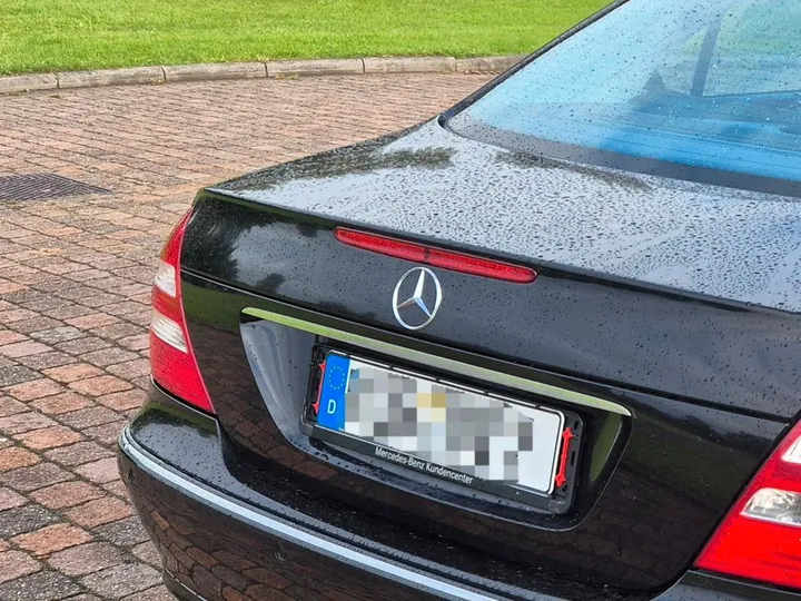 Mercedes-Benz 280