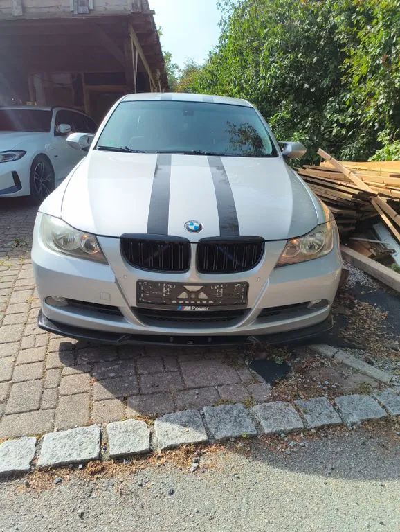 BMW 325