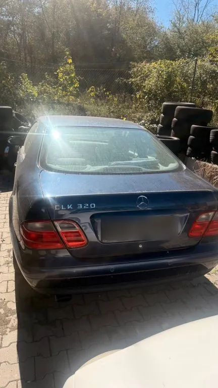 Mercedes-Benz CLK 320