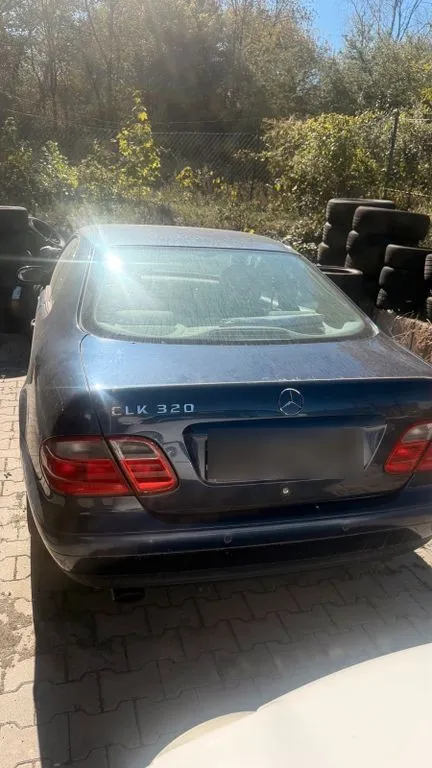 Mercedes-Benz CLK 320