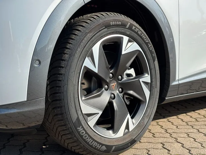 Cupra Tavascan