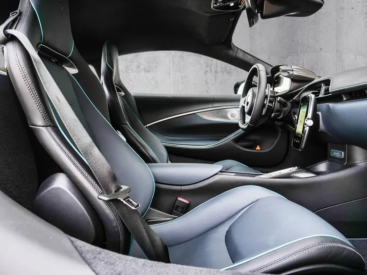 McLaren Artura