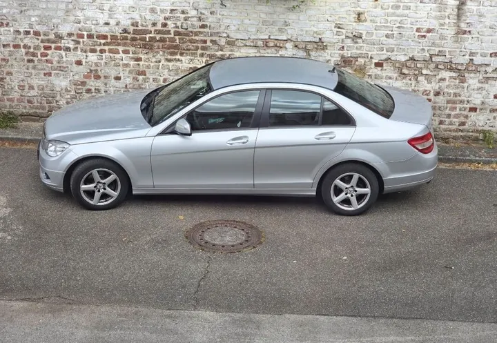 Mercedes-Benz C 200