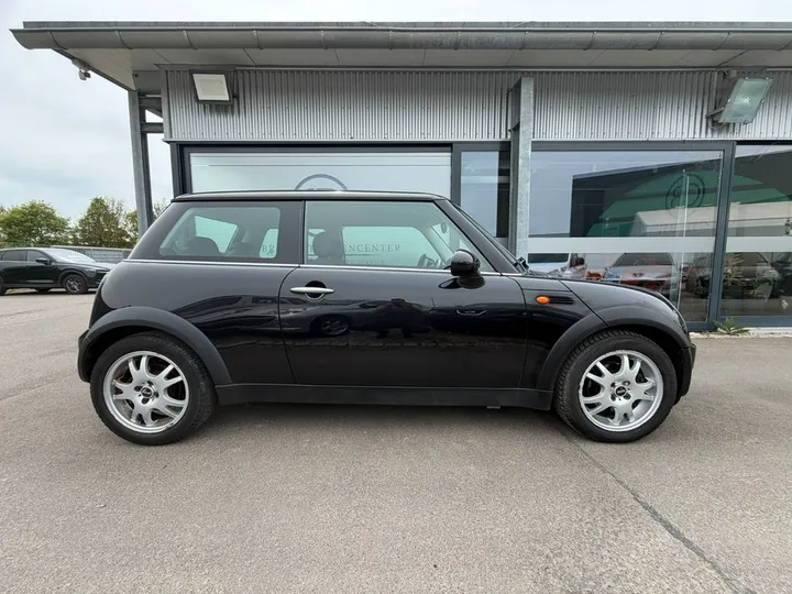 MINI ONE