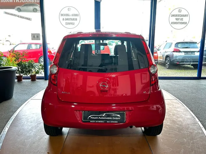 Opel Agila