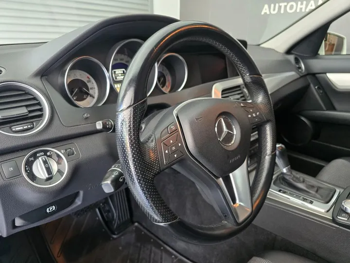 Mercedes-Benz C 180