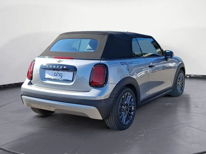 MINI Cooper Cabrio