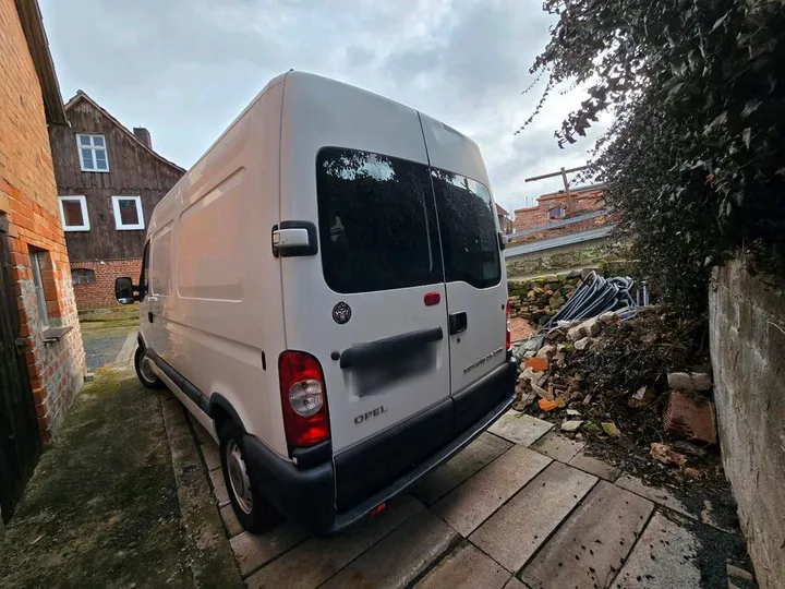 Opel Movano